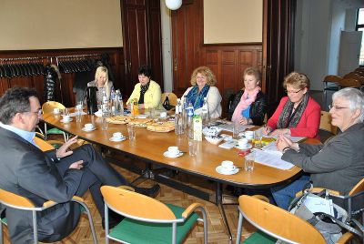 Frauen Europäischer Mittel-und Kleinbetriebe (FEM) Zu Besuch Im ...